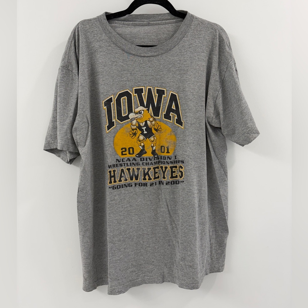 IOWA 2001 Hawkeyes Graphic Tee